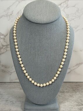 Vintage Monet Cream Pearl Strand Necklace
